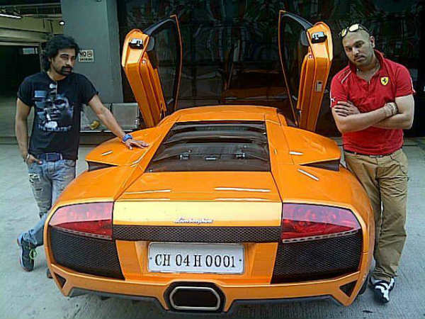 Yuvraj Singh with his Lamborghini