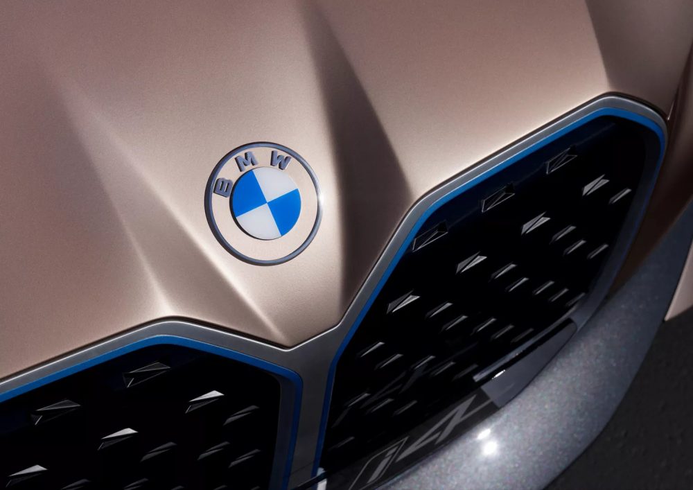 BMW Logo 2020 on the I4 Concept