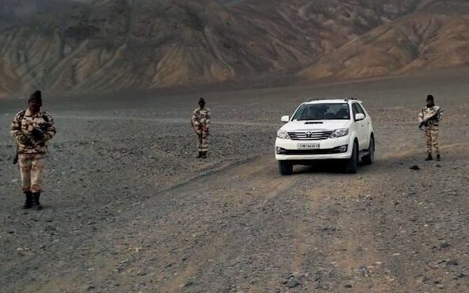 Indian Army Vehicles | Toyota Fortuner