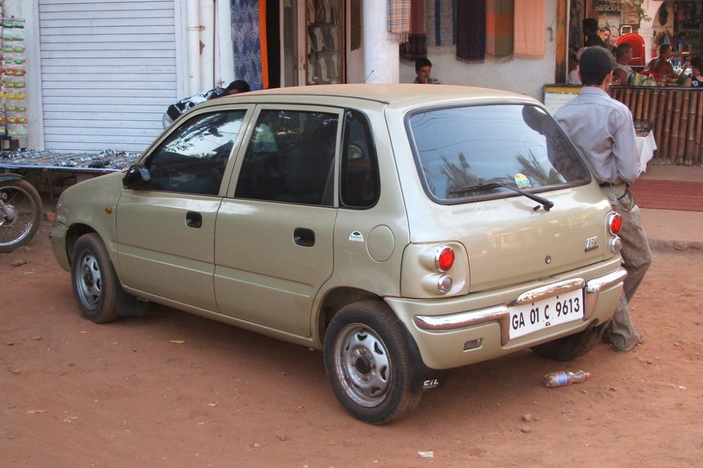 1999 Maruti Suzuki Zen Classic Rear Profile
