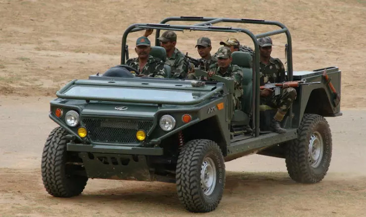 Mahindra Axe | Dropped down Windscreen for Weapon mounting