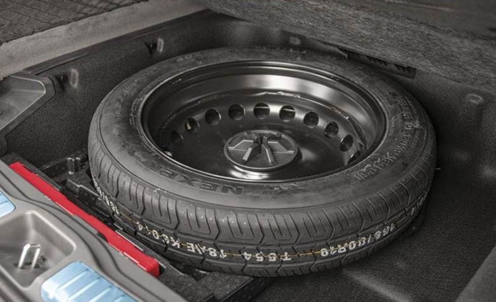 Spare Tyre weighs 10-15kgs