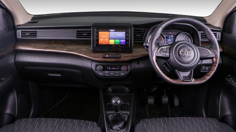 Toyota Rumion Interior