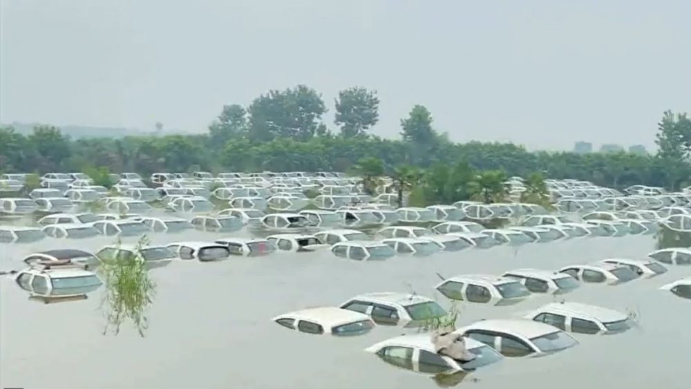 Car Flooding Noida